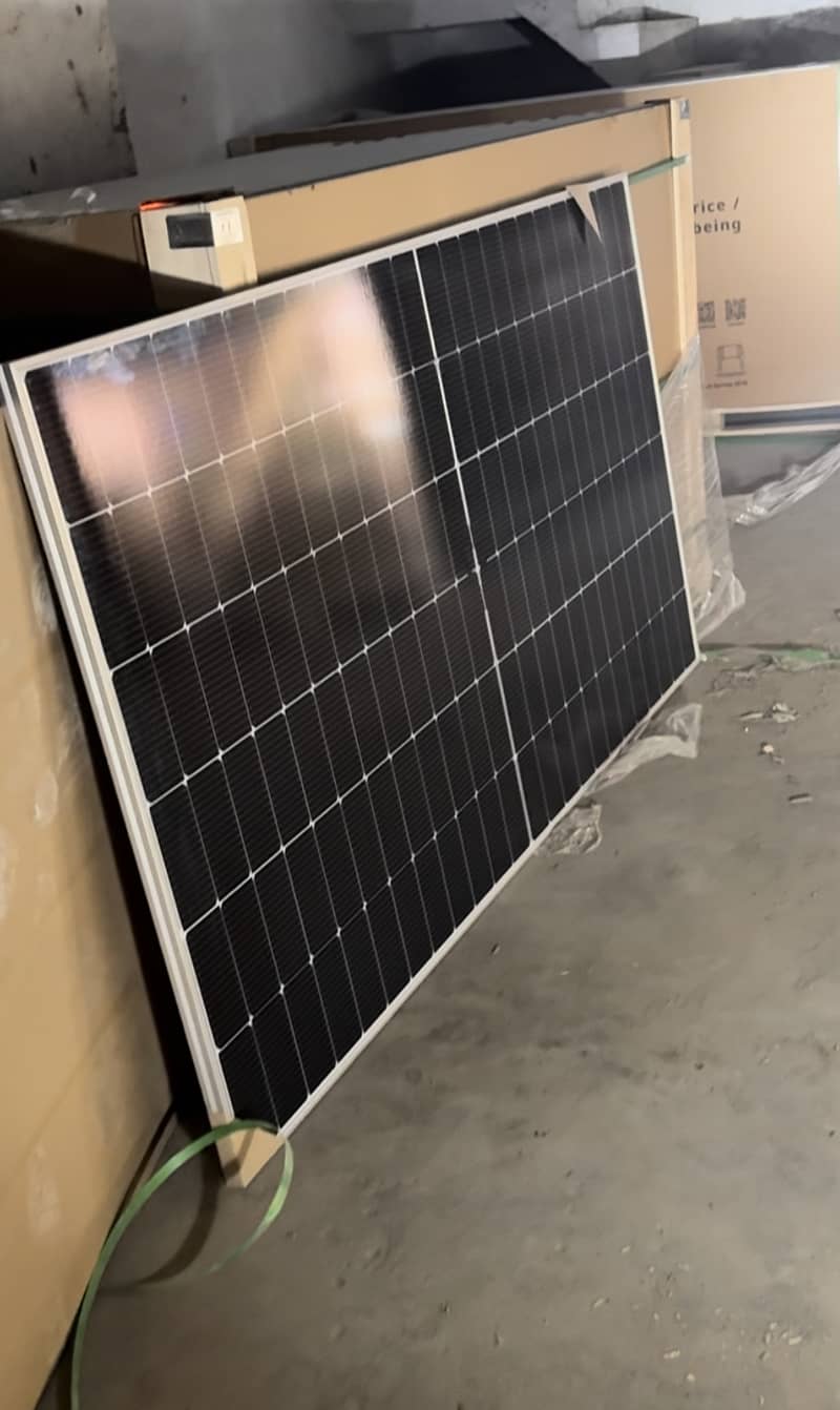 Canadian solar panel 575W Ntype 25000 topcone Agrade 0