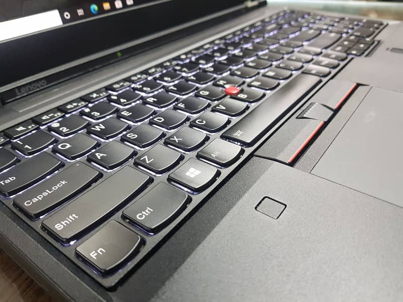 Lenovo P50 Core i7 HQ | Quadro | 32 GB | 512 GB | Workstation 1