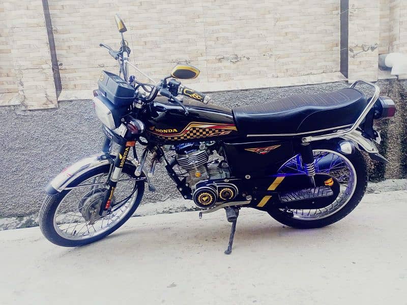 Honda CG 125 Euro 2 10/10 condition with Original Red Tanky Toppy 7