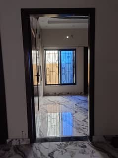5 MARLA HOUSE PORTION FOR RENT NEAR BAHRIA TOWN 0