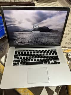 Macbook Pro 2015 mid 15 Inch 16/512 Retina Display