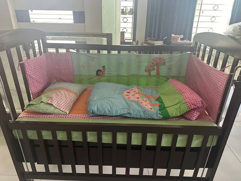 Kids cot for sale 3