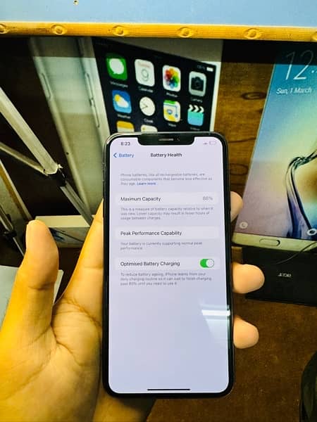Iphone xs max 64Gb Non PTA with 2+2 month sim time 6