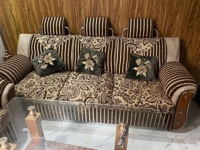 5 seater used sofa 1