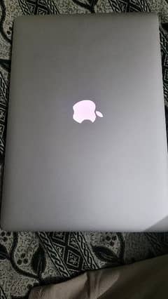 macbook pro 15 inch 2014 mid