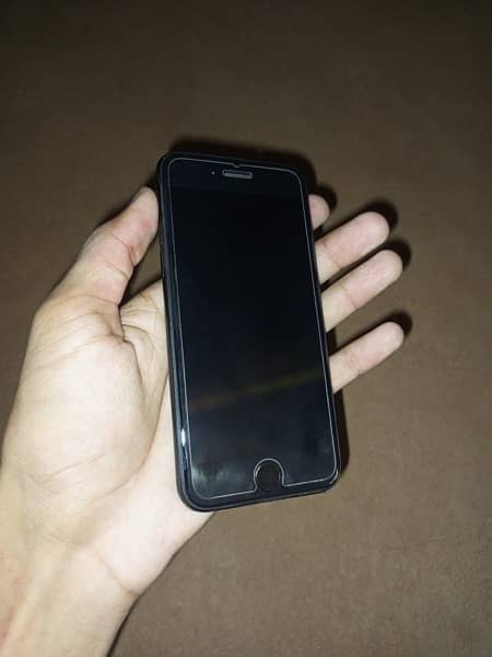 iphone se 2020 non pta best condition all ok water pack 84 health 8