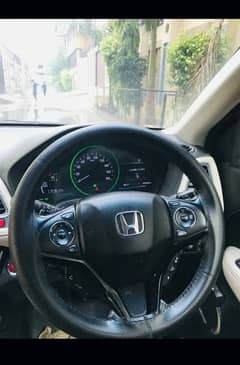 Honda Vezel 2016