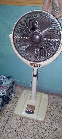 stand fan for sell.