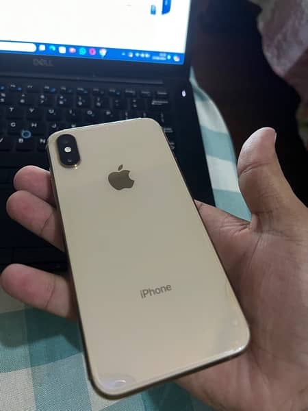 iphone xs 64gb Dual pta Gold color water pack 0