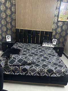 Bed And Counsole  Dressing for sale 75000