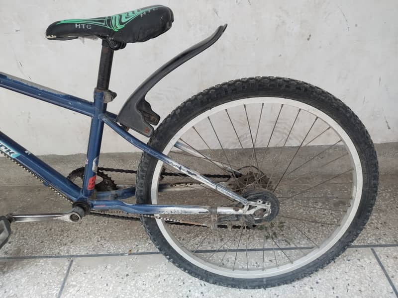 Imported aluminium BMX bicycle in good condition cydren cimmick brand 2