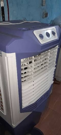Canon Air cooler only 3days used for sale one year  warranty kay sath
