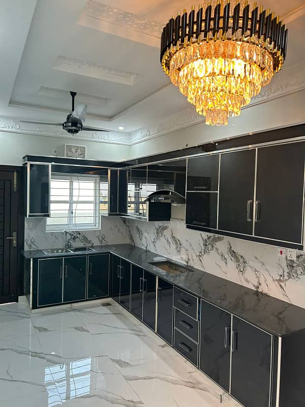 Luxury corner house available for sale 5