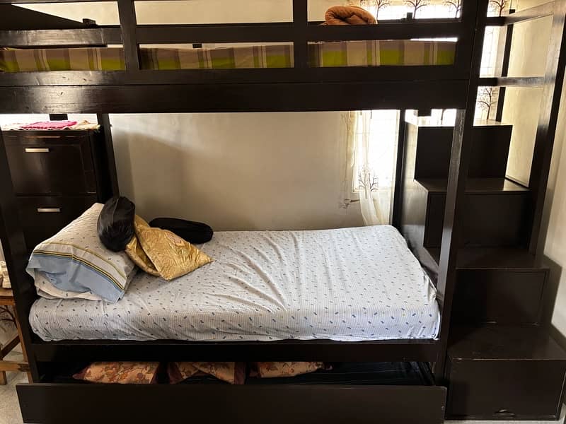 King size bunker bed with three portions 5