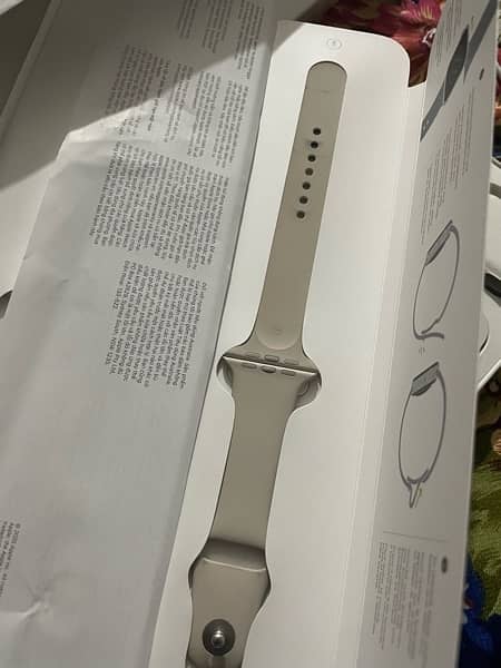 Apple watch Series 7 Completel Box 3