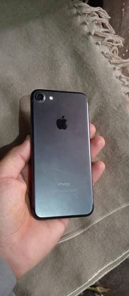 IPhone 7 used and PTA prof 5