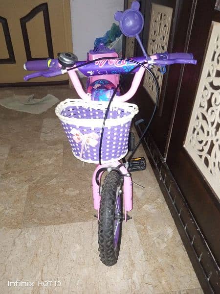 baby girl cycle 0