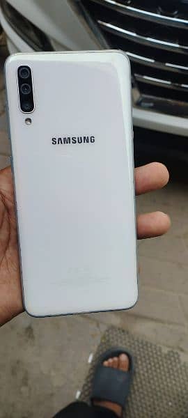 Samsung A70 1