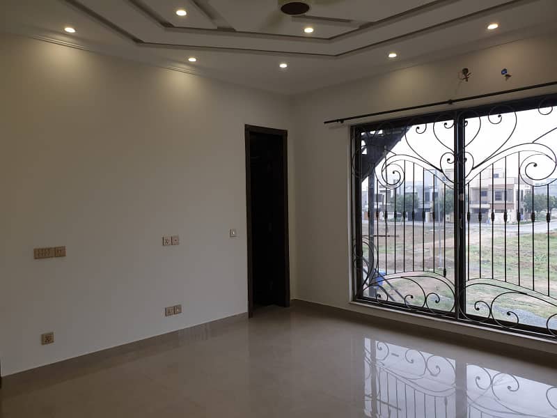 2 bedroom non furnished apartment for rent bahria town Lahore 6