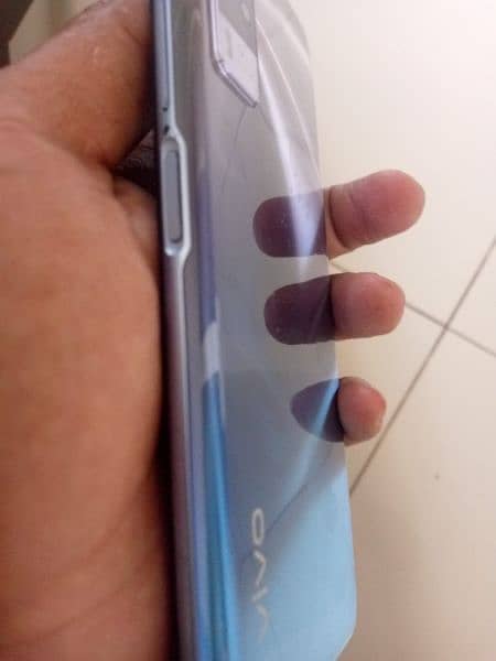 vivo Y51s 1