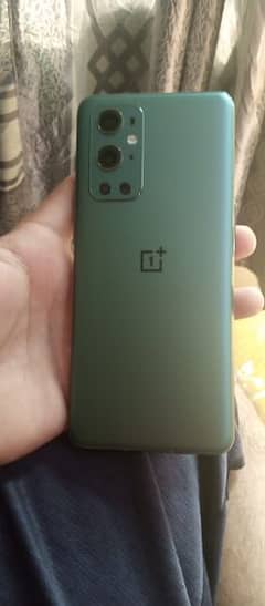 one plus 9 pro 5g 10/10 condition 0