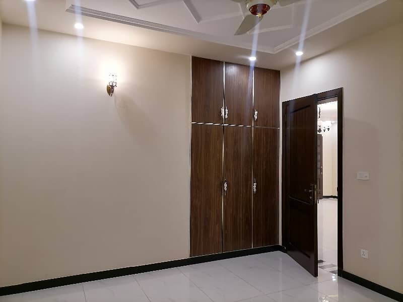 2 Bed Fully Furnished Flat For Rent In Qj Heights, Bahria Town Phase 1 3