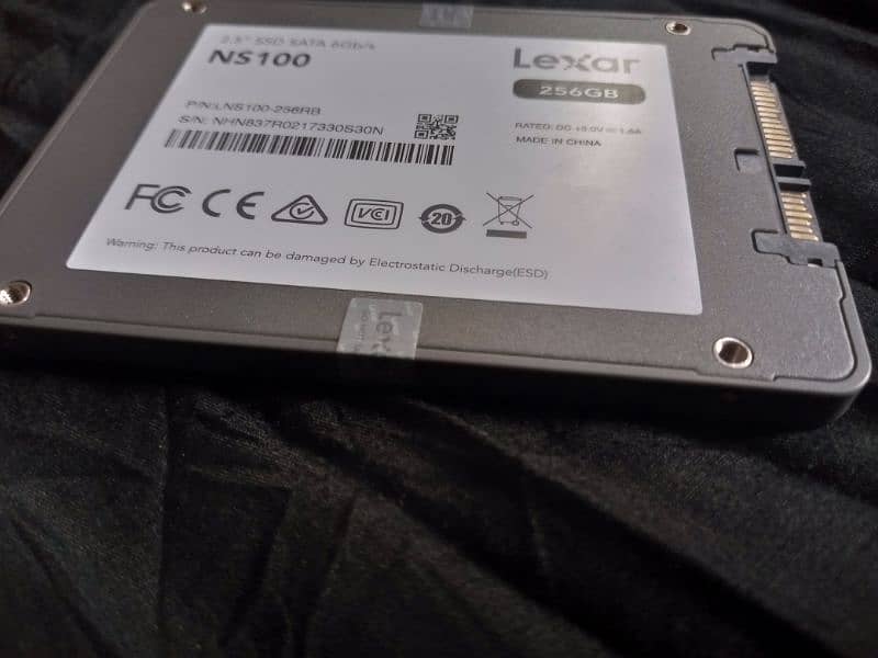 LEXAR new 256gb SSD 0