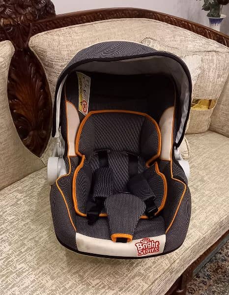 Carry cot & car seat 1