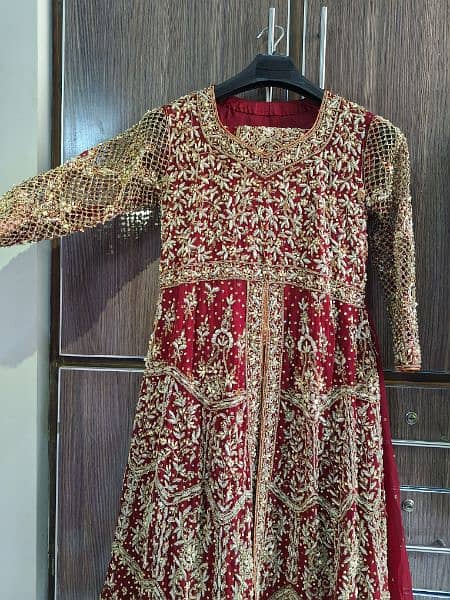 BARAT LEHNGA FOR SALE, ONLY WORN ONCE 5