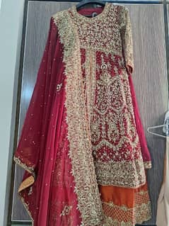 BARAT LEHNGA FOR SALE, ONLY WORN ONCE