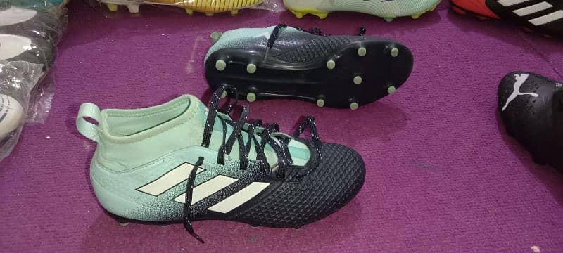 Original Football shoes (studs) for sale All size r available 5