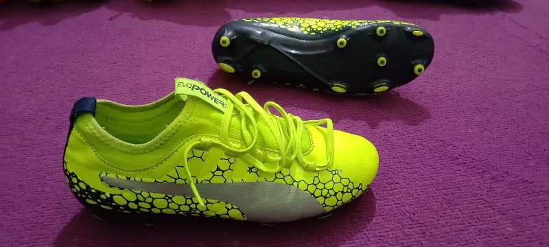Original Football shoes (studs) for sale All size r available 16