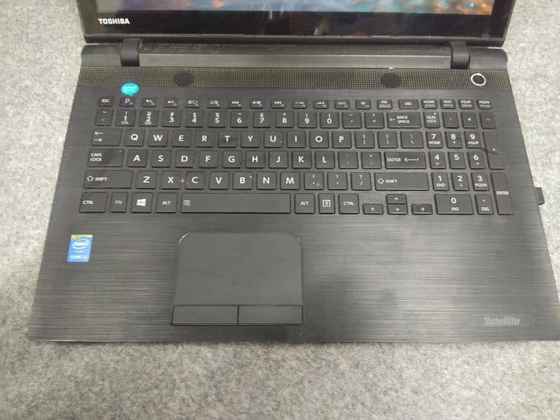 Toshiba Laptop 0