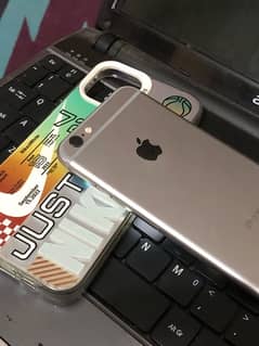 Apple Iphone 6s  32 GB   (Sell urgently)