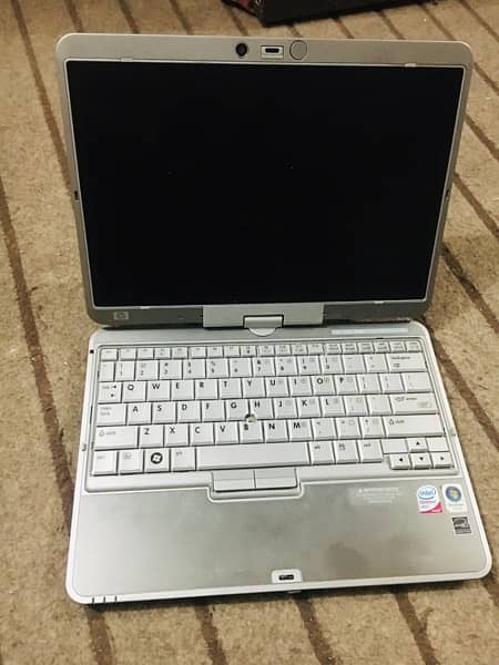 HP laptop in cheap price good battery time 0