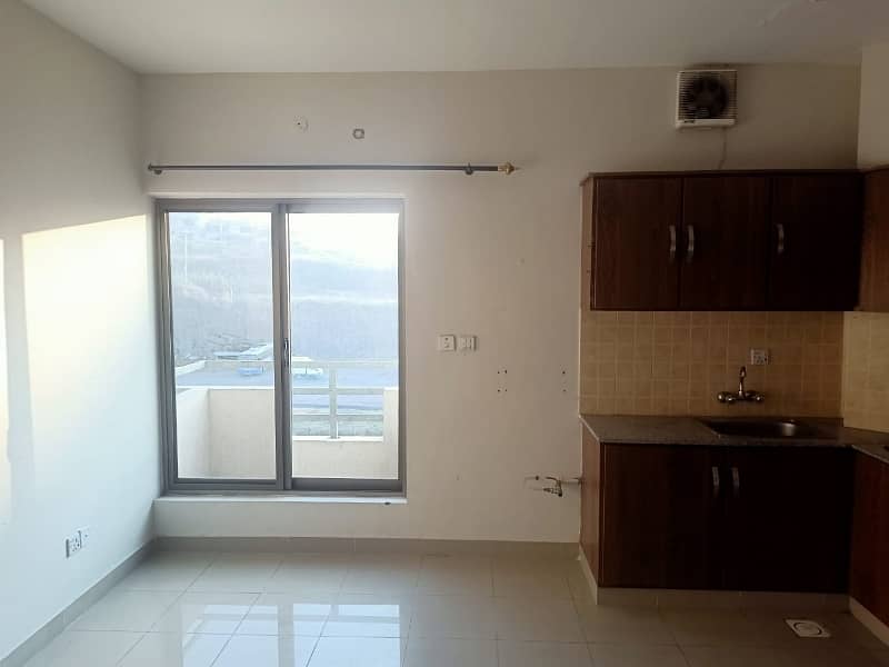 1 Bed Apartment Available For Rent 2
