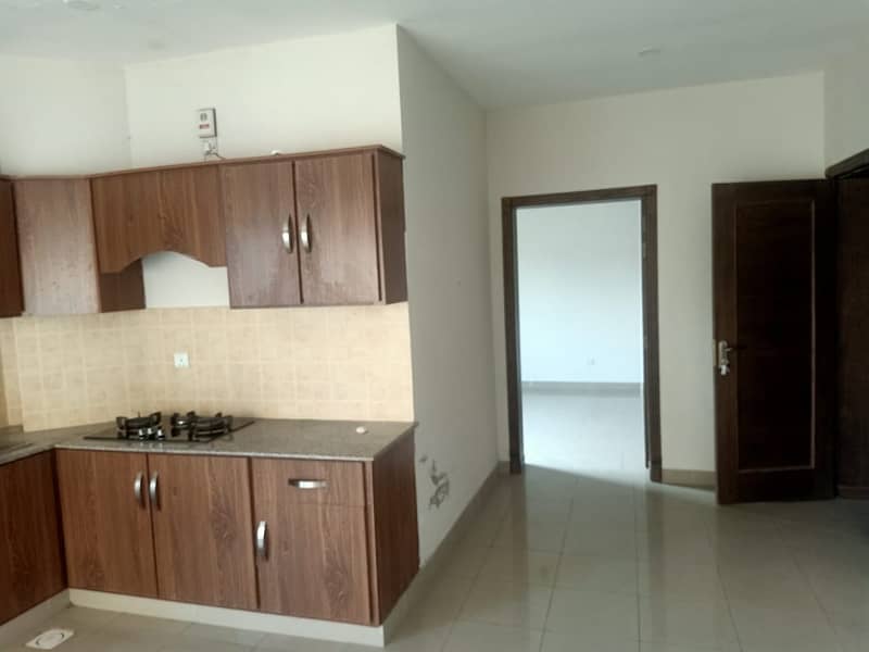 1 Bed Apartment Available For Rent 7