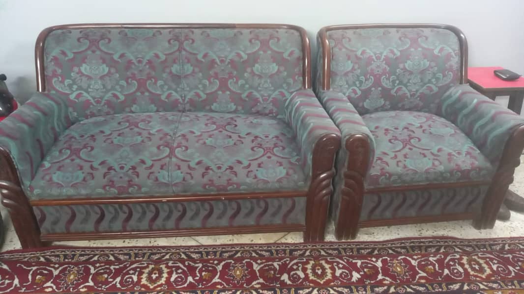 7 Seater Sofa Set with Center table 1