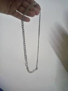 Chandi chain available
Weight 5 tola 1.5 gram
Chandi qemat