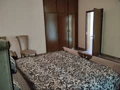 gulberg 4 bedroom's 1 Canal house only office used