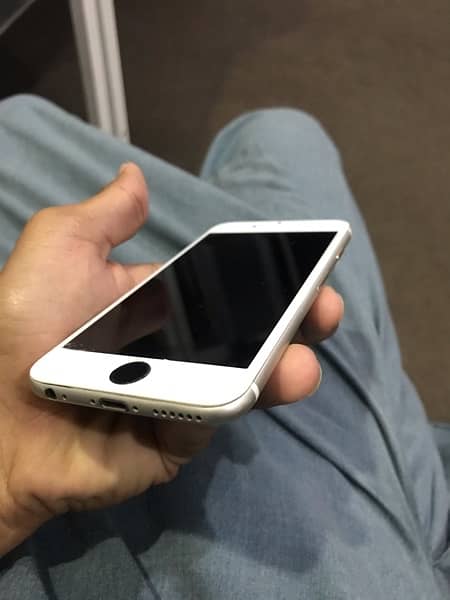 iPhone 6s 16 gb PTA approved 7