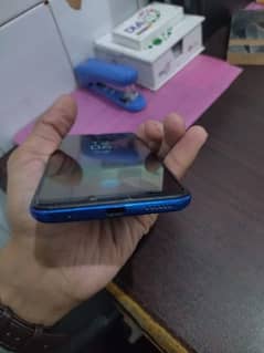 good condition vivo y51 with box contact on what's app