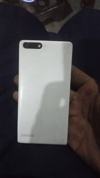 Huawei L11 G6 panel damage 1