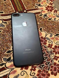 I phone 7 plus 256 gb 10 by 10 76 battery health no open no repair