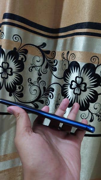 OnePlus 7 Pro
8/256 Snapdragon 855 pubg 90 1
