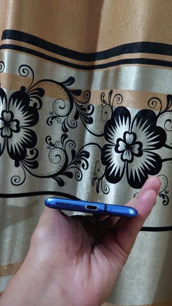 OnePlus 7 Pro
8/256 Snapdragon 855 pubg 90 2