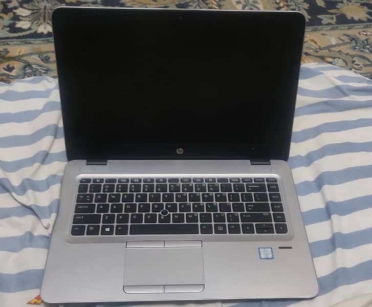 10/10 condition Hy hp 6th gen core i5 hy 1