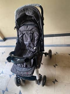 almost new and strong stroller/ pram