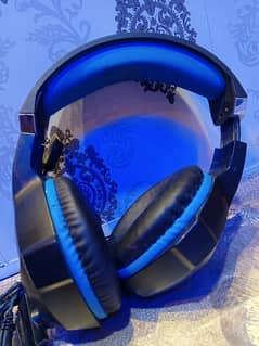 gaming headphones