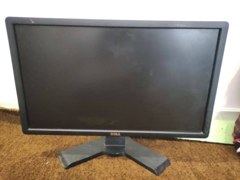 Dell Monitor LCD LED IPS VGA HDMI 3